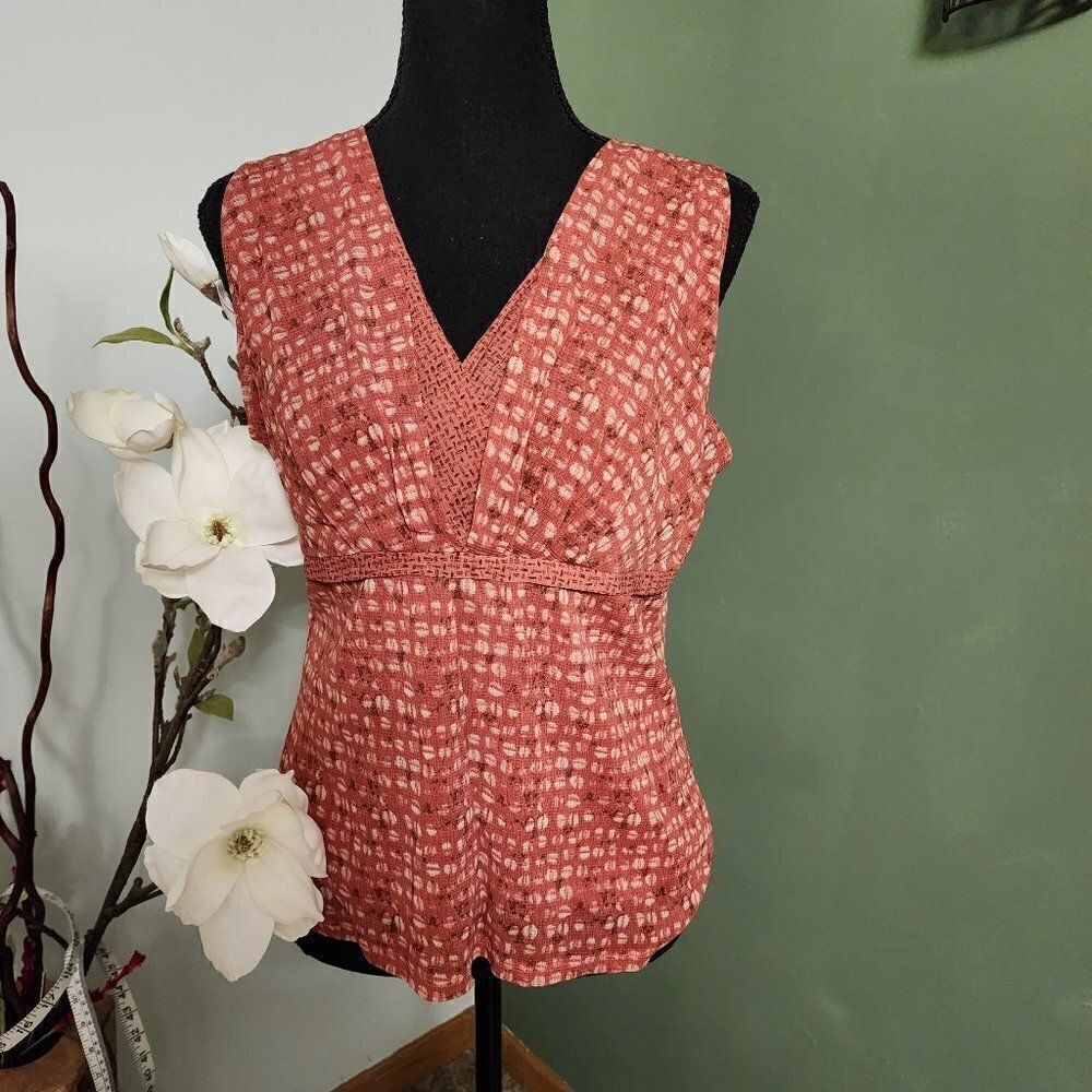 AXCESS lIZ CLAIBORNE Sleeveless V Neck Top Tangerine Top
